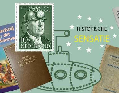 Postzegel van Johan Huizinga met mijnwerkershelm, omringd door Herfsttij der Middeleeuwen, In de schaduwen van morgen, Geschonden wereld en Anton van der Lems Het Eeuwige verbeeld in een afgehaald bed, met een silhouet van een onderzeeboot, een krans van sterren en de woorden Historische Sensatie