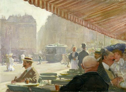 Zomers caféterras aan het Rembrandtplein onder een rood-wit gestreepte zonnekap. Op de voorgrond heren met strohoed, bolhoed en sigaar aan tafeltjes met bier, een kale man op de rug gezien en een dame met een grote blauwe hoed; een ober in wit schort. Op het zonnige plein wandelaars in witte zomerkleding en een tram, op de achtergrond nevelige gevels.